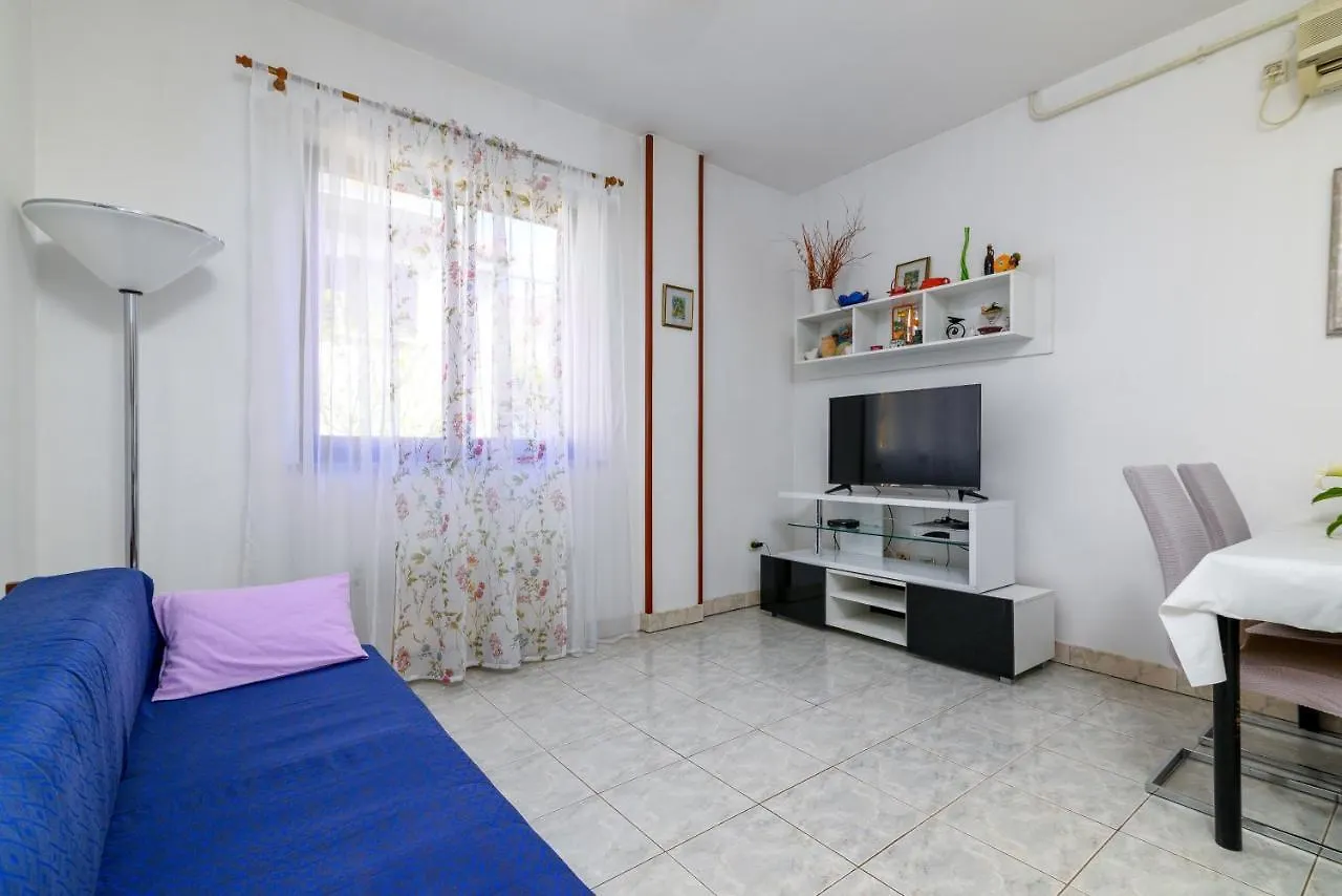 Apartments With Wifi Pula - 20346 Croatia